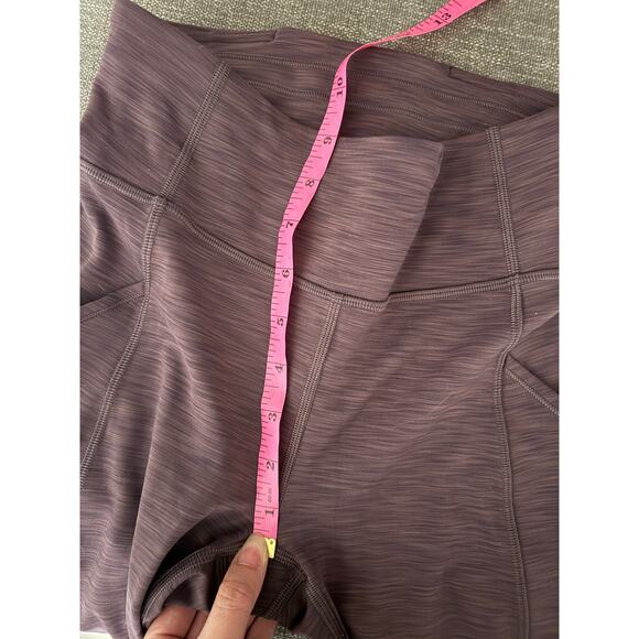 Lululemon Invigorate High-Rise Tight 25" Heathered Black Currant Size 4 euc - Picture 4 of 6